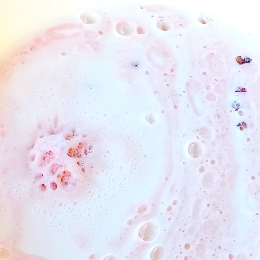 Vanilla Rose Bath Bomb